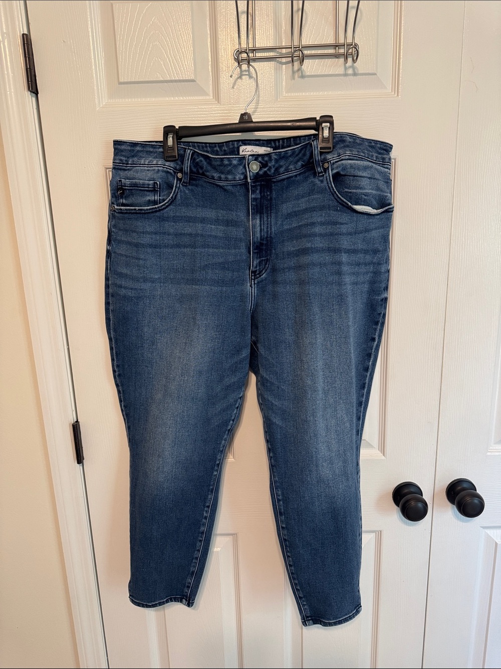 KanCan Dark Blue Ankle Crop Jeans